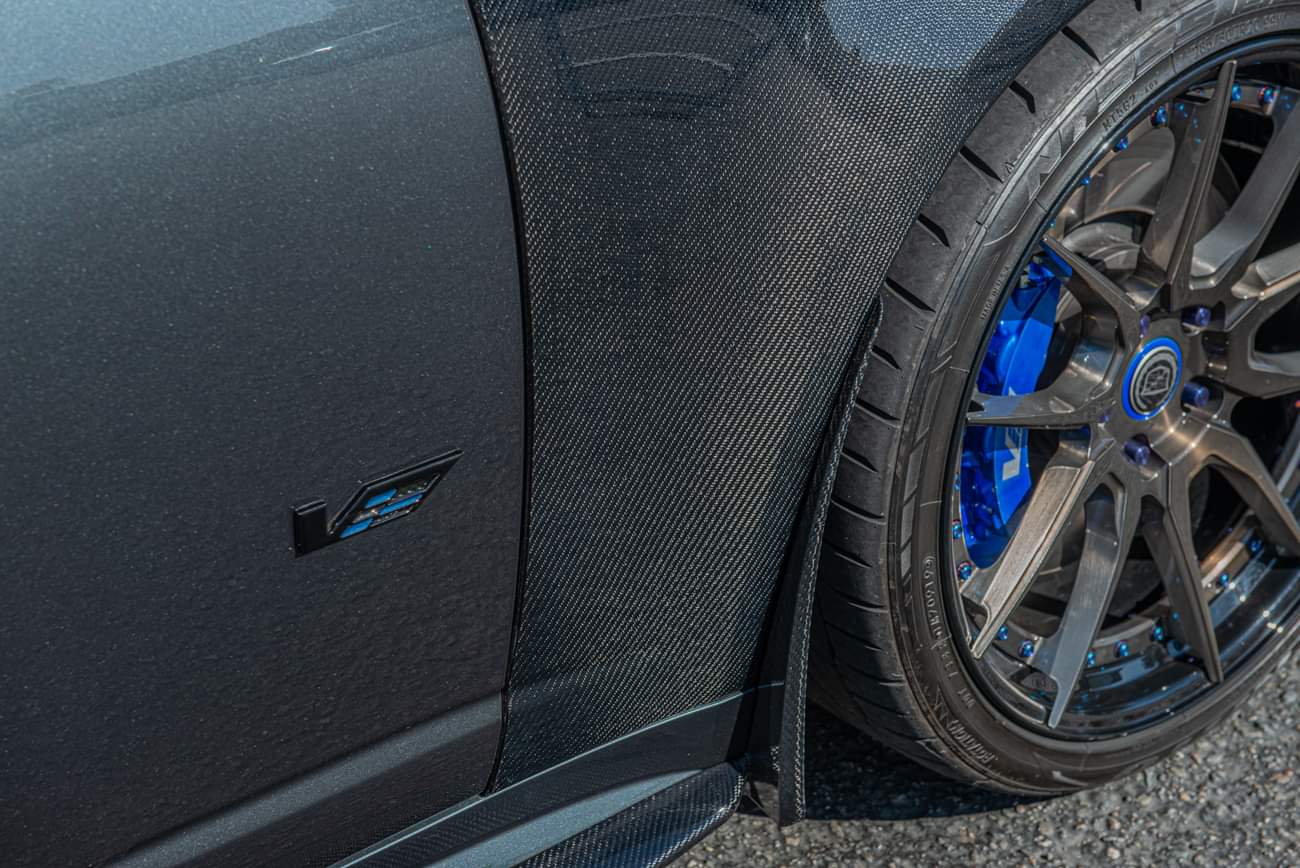 2009-2015 CTS-V V2 | Carbon Fiber Fenders